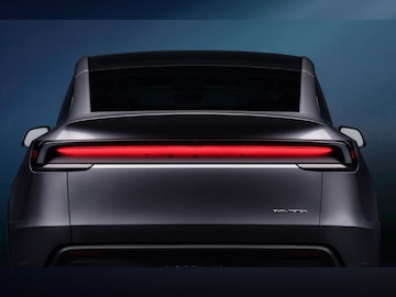 Tesla ने अखेर पत्ते उघडले, Tata चं मार्केट करणार जाम, आणली पॉवरफुल SUV Tesla ने अखेर पत्ते उघडले, Tata चं मार्केट करणार जाम, आणली पॉवरफुल SUV