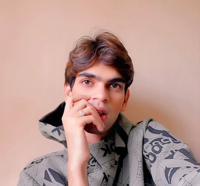 कोणत्याही गोष्टीचा बाऊ न करता त्यांनीही सौरभला साथ दिली.  आई-वडिलांनी प्रेम आणि समजूतदारपणा दाखवून त्यांना साथ दिली. हाच त्यांच्या आयुष्यातील सर्वात मोठा टर्निंग पॉईंट ठरला.