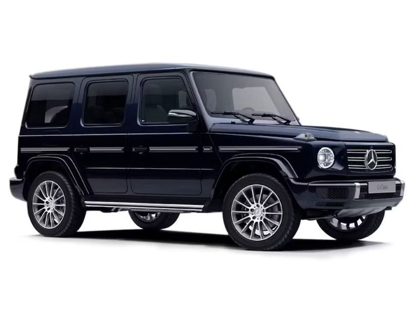 Mercedes G-Wagen हाय-ग्लॉस ब्लॅक रंगात फिनिश केलेल्या स्टायलिश २०-इंच एएमजी ५ ट्विन-स्पोक लाइट-अॅलॉय व्हील्ससह येते. या एसयूव्हीचे वजन २,५५५ किलो आहे आणि ते ६४५ किलोपर्यंत पेलोड वाहून नेऊ शकते. 