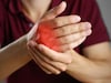 Arthritis : जागतिक संधिवात दिन, संधिवात रोखण्यासाठी प्रभावी घरगुती उपाय