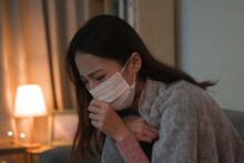 Cough At Night : रात्री झोपताना अचानक खूप खोकला लागतो? जाणून घ्या कारणे आणि सोपे घरगुती उपाय