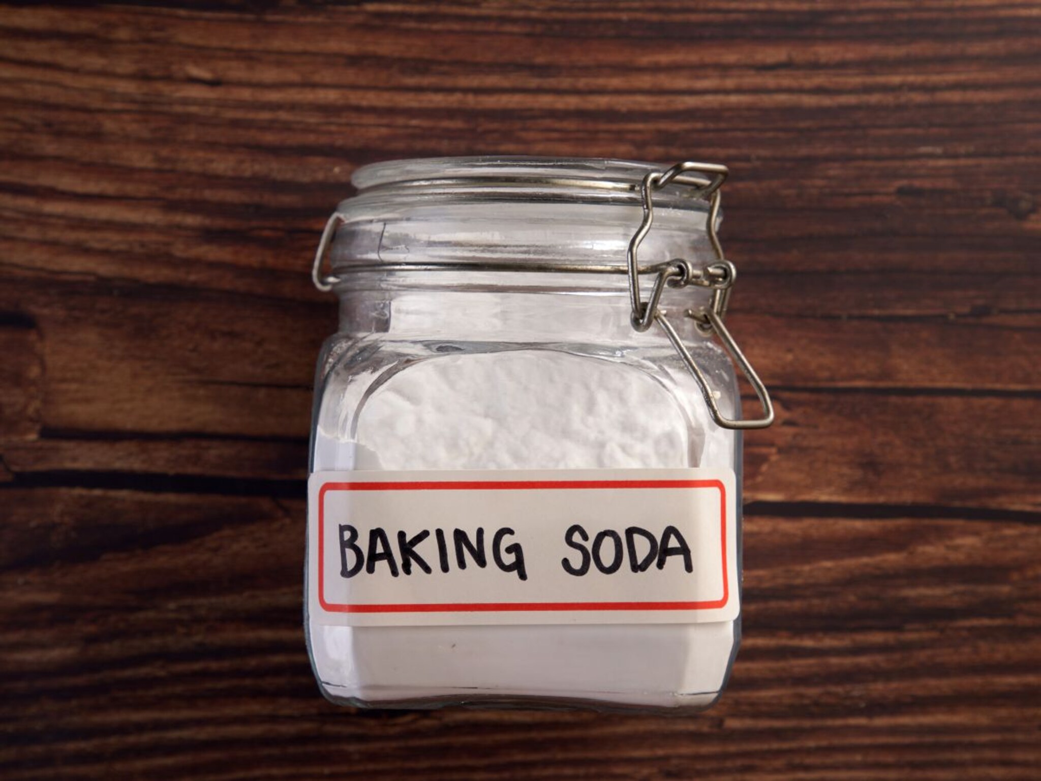 Baking Soda : गुणकारी बेकिंग सोडा, पाय, केस, दातांसाठी उपयुक्त, वाचा सविस्तर