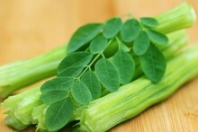 Drumsticks : पौष्टिक घटकांचं पॉवरहाऊस - शेवग्याच्या शेंगा, जाणून घ्या आरोग्यदायी फायदे