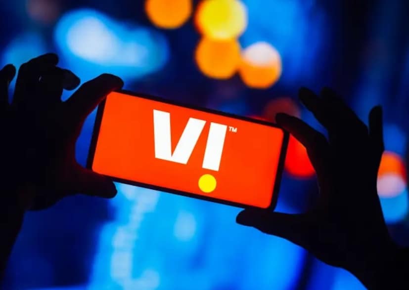 हा प्लॅन या यूझर्ससाठी आहे बेस्ट : हा पॅक विशेषतः अशा यूझर्ससाठी डिझाइन केला आहे जे त्यांचा नंबर क्वचितच वापरतात. अशा लोकांना सामान्यतः इनकमिंग कॉल, बँक किंवा अॅप्समधून OTP किंवा सेकेंडरी सिम अॅक्टिव्ह ठेवण्यासाठी लहान रिचार्जची आवश्यकता असते. हा मिनी प्लॅन कमी वापरणाऱ्यांसाठी खूप उपयुक्त ठरतो. 1 मिनिटांचा नाइट कॉल बेनेफिट इमर्जेंसी परिस्थितीत उपयुक्त ठरू शकतो, ज्यामुळे कमी किमतीत त्यांचा नंबर सक्रिय ठेवू इच्छिणाऱ्या यूझर्ससाठी हा बेस्ट ऑप्शन ठरतो. 