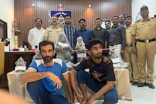 Mumbai Crime : 35 सीसीटीव्ही तपासले, 12 तासात चोरट्या बाप बेट्याला अटक, 47 लाखांचा मुद्देमालही जप्त,मुंबई पोलिसांची जबरदस्त कामगिरी