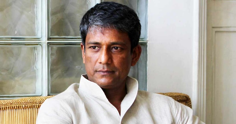 आदिल हुसैन यांनी स्पष्ट केले की, त्यांचा हा पश्चात्ताप वैयक्तिक होता, दिग्दर्शकाला उद्देशून नव्हता. ते म्हणाले, 