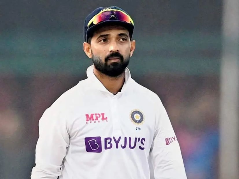 रणजी ट्रॉफीमध्ये अजिंक्य रहाणेनेही शतकी खेळी केली आहे. मुंबईकडून खेळताना रहाणेने छत्तीसगडविरुद्ध 159 रनची खेळी केली. अजिंक्य रहाणेही मागच्या बऱ्याच काळापासून टीम इंडियातून बाहेर आहे. रणजी ट्रॉफीमधल्या शतकानंतर रहाणेनेही निवड समितीवर निशाणा साधला.