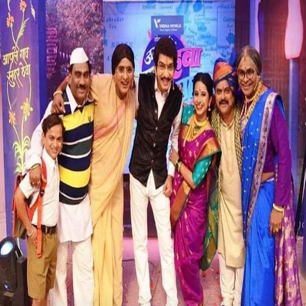 अभिनेत्याने सोशल मीडियावर पोस्ट शेअर करत ही आनंदाची बातमी चाहत्यांना दिली आहे. 