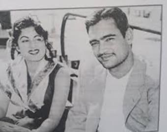 14 वर्षीय मुलीच्या प्रेमात पडलेले महेश भट्ट, रक्ताने लिहायचे पत्र; भयंकर शेवट 14 वर्षीय मुलीच्या प्रेमात पडलेले महेश भट्ट, रक्ताने लिहायचे पत्र; भयंकर शेवट