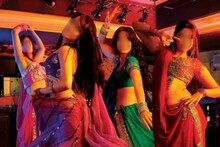 कोल्हापुरात एकाच वेळी 6 डान्सर तरुणींनी कापल्या हाताच्या नसा, खळबळजनक घटना!