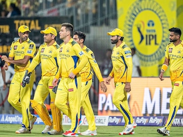 CSK 5 खेळाडूंना डच्चू देणार, अय्यरपण होणार टीममधून आऊट, IPL लिलावाआधी प्लेअर्सची लिस्ट फुटली