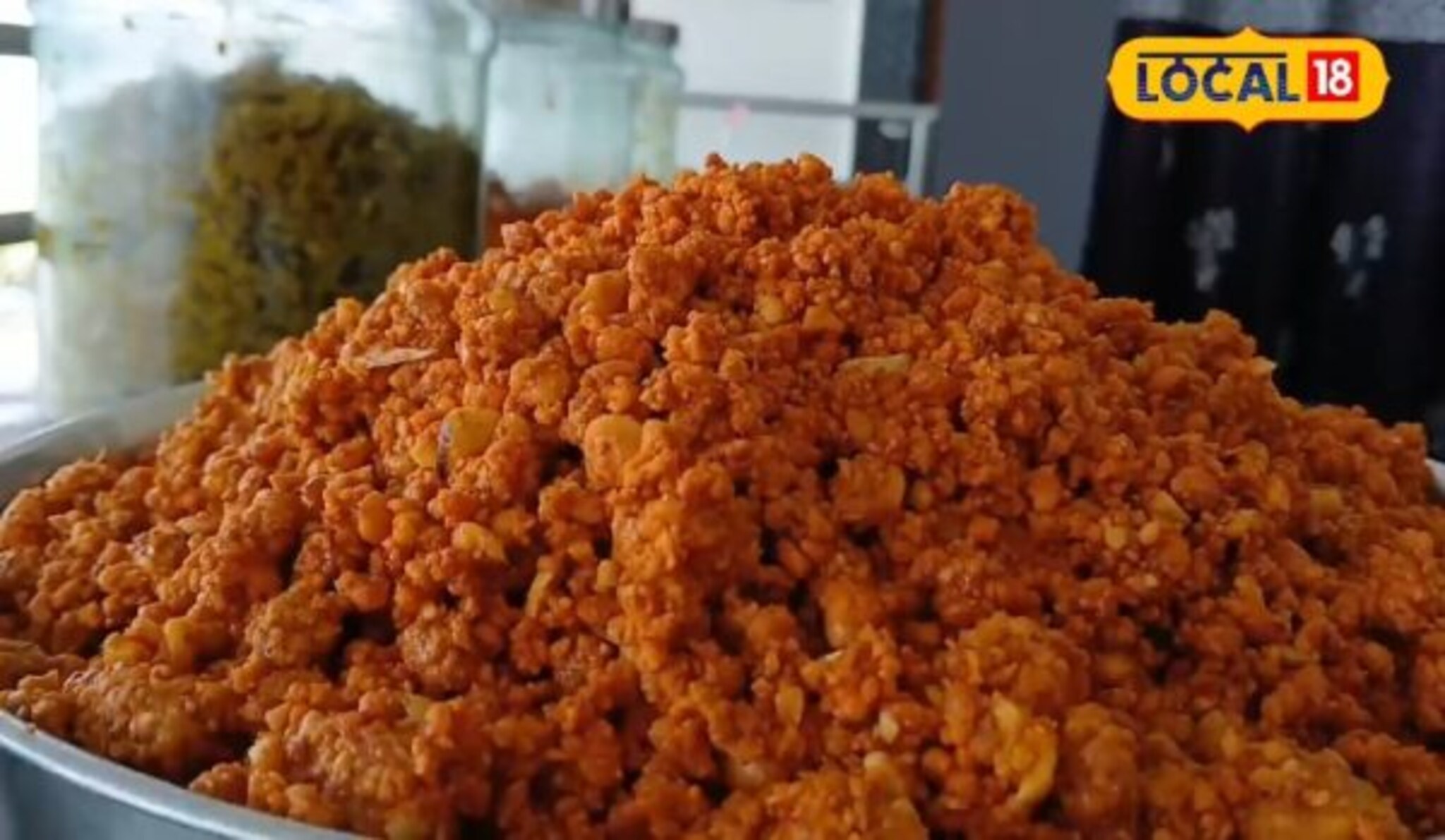 पेट्रोल पंपावरील कामगार कसा बनला उद्योजक? सोलापुरी चटणीला परदेशातून मागणी