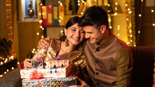 पाडवा गिफ्ट आयडियाज