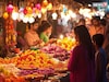 कमी पैश्यात करायचीय दिवाळीची शॉपिंग, 'या' 5 बाजारात मिळतील सर्वात स्वस्त वस्तू