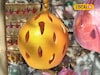 Diwali 2025: प्लास्टिक सोडा, सोलापुरात मिळतायेत मातीचे आकाश कंदील, किंमत किती?