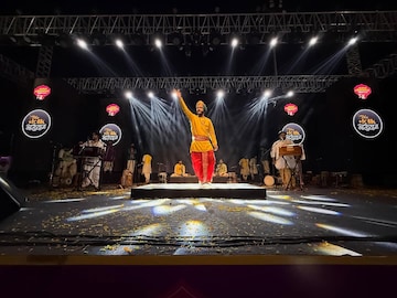 फुलवरा : 'द फोक आख्यान'च्या कलाकारांचा आनंद गगनात मावेना, Exclusive प्रतिक्रिया फुलवरा : 'द फोक आख्यान'च्या कलाकारांचा आनंद गगनात मावेना, Exclusive प्रतिक्रिया