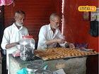 40 लिटर दुधाचा बनवला जातो पेढा, काही तासांत होतात गायब, हे ठिकाण माहितीये का?