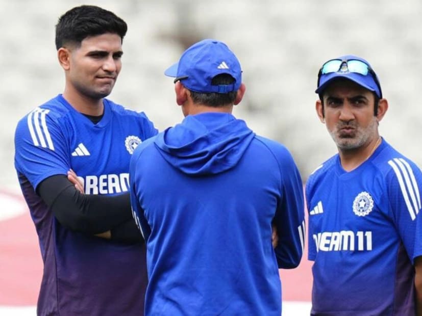 '3 महिन्यांआधी उत्कृष्ट कामगिरी करणाऱ्या खेळाडूवर पुढच्या 3 महिन्यात खराब कामगिरी झाली म्हणून टीका करणं योग्य नाही. कर्णधार म्हणून त्याला योग्य वेळ मिळाली पाहिजे, तोपर्यंत त्याला समर्थन करणं गरजेचं आहे. घाईमध्ये घेतलेल्या निर्णयांमुळे कायमच नुकसान होतं, त्यामुळे गिलला कर्णधार म्हणून वेळ दिला पाहिजे', अशी प्रतिक्रिया गांगुलीने दिली.