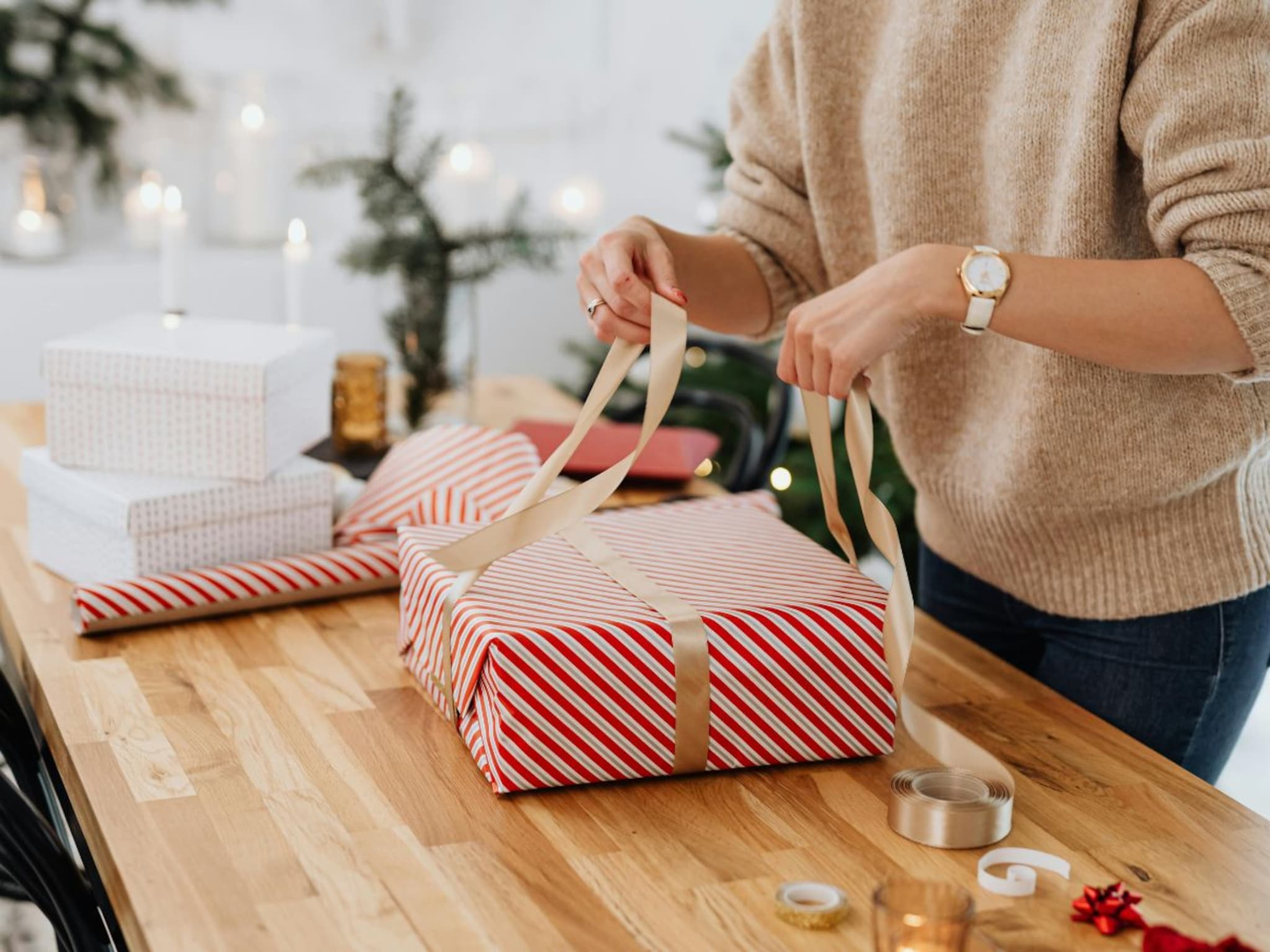 आईनं मुलीच्या बॉयफ्रेंडला पाठवलं गिफ्ट, समोरुन जे उत्तर आलं त्याचा तिनं विचार देखील तिने केला नसावा