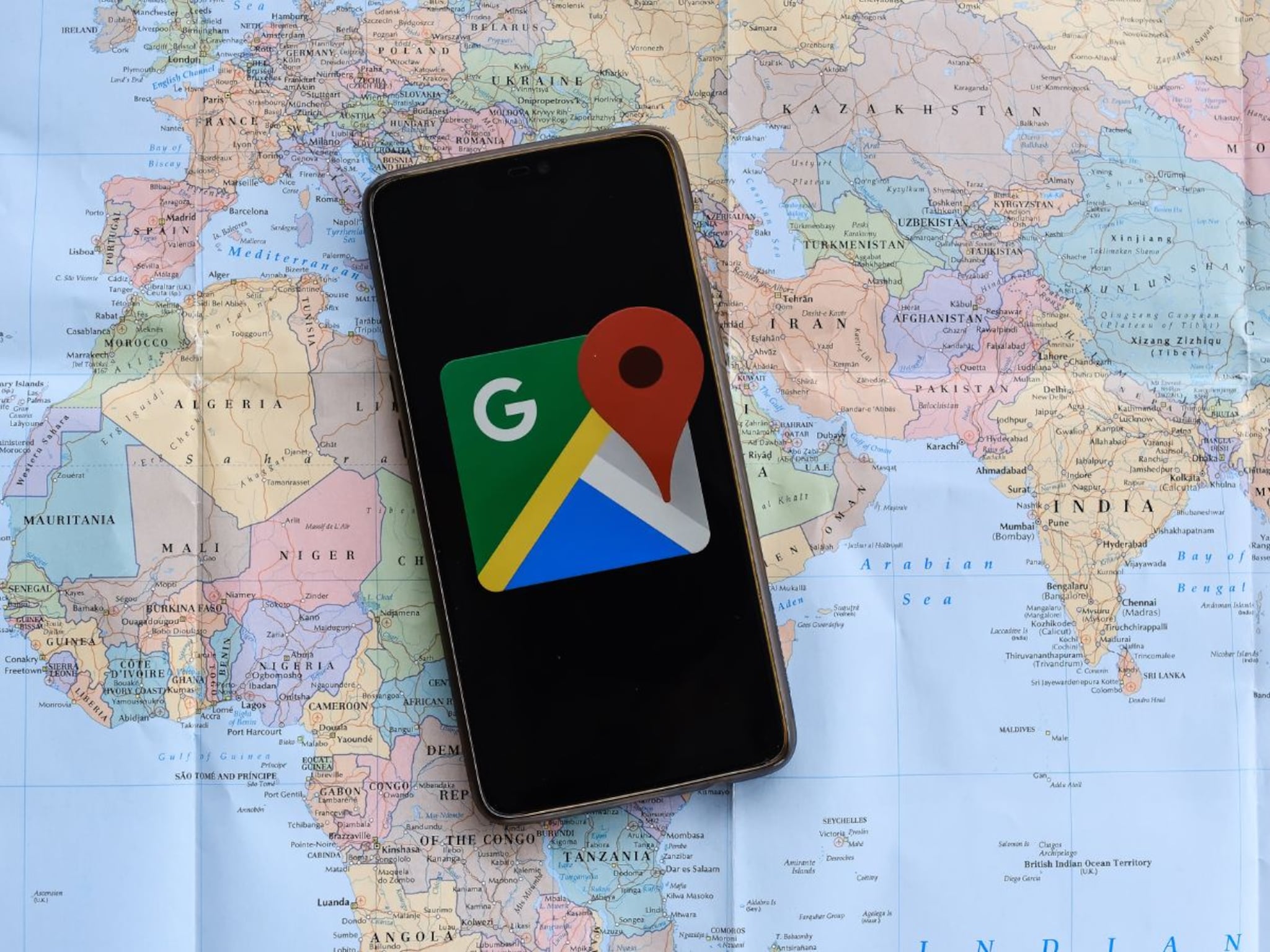 Google Maps मध्ये आलंय मोठं अपडेट! AI वरुन मिळेल हँड्स-फ्री नेव्हिगेशन