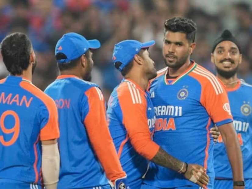 फास्ट बॉलिंगची जबाबदारी अर्शदीप सिंग आणि हर्षित राणा यांच्यावर असेल, तर कुलदीप यादव हा स्पेशलिस्ट स्पिन बॉलिंगचा एकमेव पर्याय आहे. एखादा ऑलराऊंडर कमी करायचा असेल तर तिसरा फास्ट बॉलर म्हणून प्रसिद्ध कृष्णाचाही विचार होऊ शकतो.