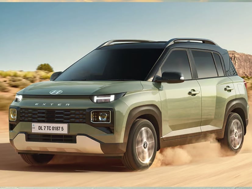 Hyundai Exter मध्ये  ७ व्हॅरिएंट्स आहे. त्यात ईएक्स, ईएक्स (ओ), एस, एस (ओ), एसएक्स, एसएक्स (ओ), आणि एसएक्स (ओ) यांचा समावेश आहे. 