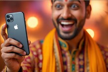 सोनं महाग पण iPhone स्वस्त झाला! पाडवा-भाऊबीज गिफ्टची चिंता नाही, बायको-बहीण खूश
