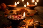 आज लक्ष्मी-कुबेर पूजन! रात्री या 5 ठिकाणी दिवे लावायला विसरू नका