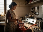 दसऱ्याआधी मोठा धक्का, LPG च्या दरात पुन्हा वाढ, तुम्हाला किती रुपयांना मिळणार?