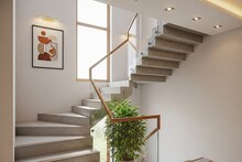 Vastu Tips: जिन्याची दिशा घराच्या वास्तुशास्त्राची दशा करू शकते; महत्त्वाचे 4 नियम लक्षात ठेवा