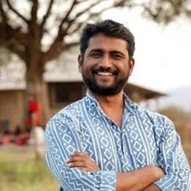  झेन एन्टरटेनमेंटला दिलेल्या मुलाखतीत मंगेश सातपुते यांनी आपल्या घरी आलेल्या पहिल्या गॅस सिलेंडरचा किस्सा शेअर केला आहे.