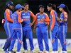 पहिल्याच ओव्हरला मोठा ड्रामा, एका पाठोपाठ भारताकडून घडल्या घोडचूका, मैदानात काय