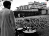 गावात शेण गोळा करुन भरायचा पोट, आता करोडपती; 7 स्टार हॉटेलमध्ये करतो पार्ट्या
