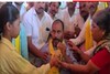 मोठी बातमी! दीपक बोऱ्हाडे यांनी उपोषण सोडलं, धनगर समाजाच्या बैठकीनंतर निर्णय
