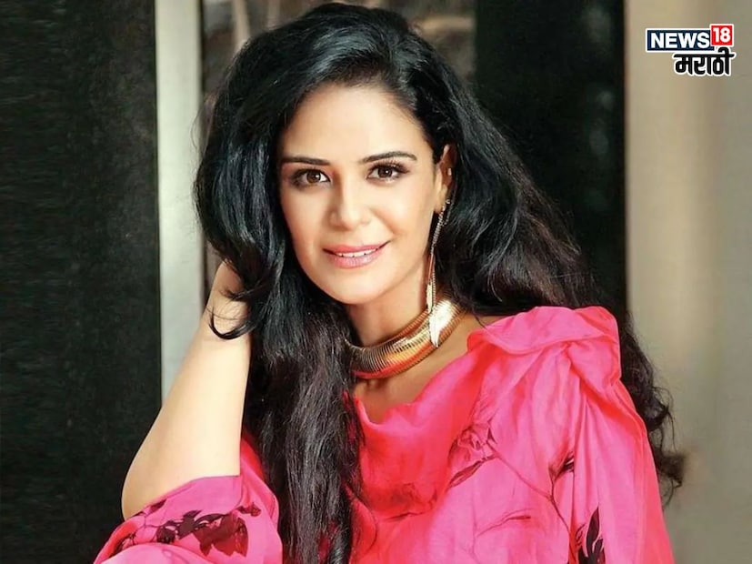 टीव्ही अभिनेत्री मोना सिंग अनेक टीव्ही मालिकांमध्ये दिसली आहे. पंजाबी कुटुंबातून आलेल्या मोना सिंगचे वडील लष्करी अधिकारी होते.