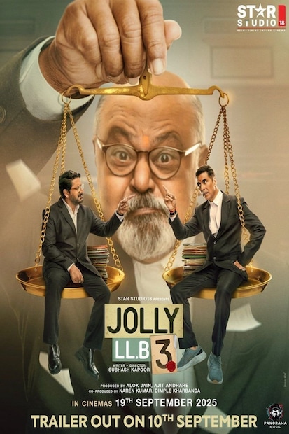 जवळपास १२० कोटी रुपये निर्मिती खर्च असलेल्या 'जॉली एलएलबी ३' ने व्यावसायिकदृष्ट्या चांगलीच छाप पाडली आहे. बॉक्स ऑफिस ट्रॅकर 'सॅकनिल्क'च्या आकडेवारीनुसार, या चित्रपटाने भारतात १०८.६५ कोटी रुपये कमावले आहेत. तर जगभरात या चित्रपटाने तब्बल १५७.७ कोटी रुपये कमावले आहेत. या चित्रपटाने आपले बजेट सहज वसूल केले असून, हिट चित्रपटांच्या यादीत आपले स्थान पक्के केले आहे.