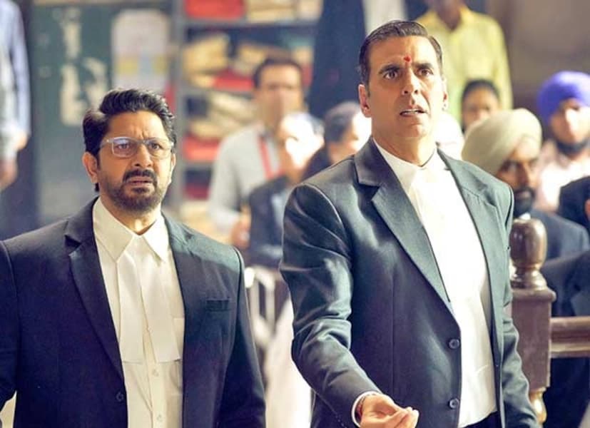 प्रेक्षकांसाठी सर्वात मोठी चांगली बातमी म्हणजे 'जॉली एलएलबी ३' एकाच नव्हे, तर अनेक ओटीटी प्लॅटफॉर्मवर रिलीज होणार आहे. मिळालेल्या माहितीनुसार, हा चित्रपट १४ नोव्हेंबर २०२५ पासून जिओ सिनेमा, हॉटस्टार आणि नेटफ्लिक्स या तीन प्रमुख ओटीटी प्लॅटफॉर्मवर पाहता येणार आहे. निर्मात्यांकडून अधिकृत घोषणा येणे बाकी असले तरी, पुढच्या महिन्यात ही कोर्टरूम कॉमेडी ऑनलाइन पाहण्याची संधी प्रेक्षकांना मिळणार आहे.