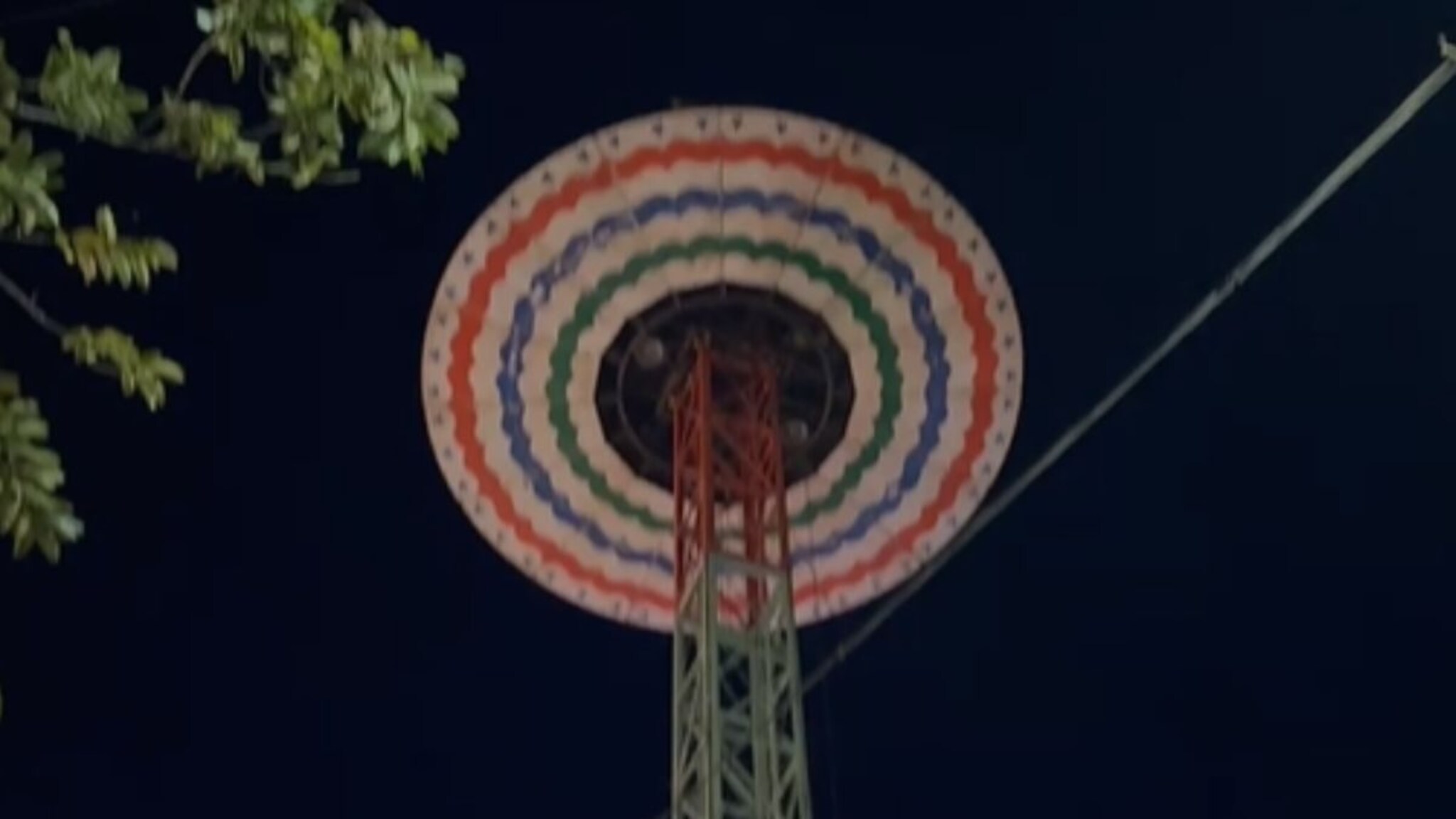 VIDEO : कागलच्या जत्रेत जॉईंट व्हील पाळणा अडकला,यात्रेकरुंचा जीव टांगणीला,कोल्हा