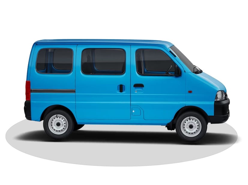 maruti suzuki ecco चं  इंजिन प्रत्येक ऋतूत चांगला परफॉर्मन्स देतं. इकोमध्ये मोठी स्पेस आहे. यात सात व्यक्ती सहज बसू शकतात. सुरक्षेसाठी या कारमध्ये आता  ६ एअरबॅग, अँटी लॉक ब्रेकिंग सिस्टीमसह ईबीडी, चाइल्ड लॉक, स्लायडिंग डोअर्स, ड्रायव्हर आणि पॅसेंजर साइडला एअरबॅग्ज, रिव्हर्स पार्किंग सेन्सर अशी फीचर्स आहेत. या कारची किंमत 5.20 लाख रुपयांपासून सुरू होतं.