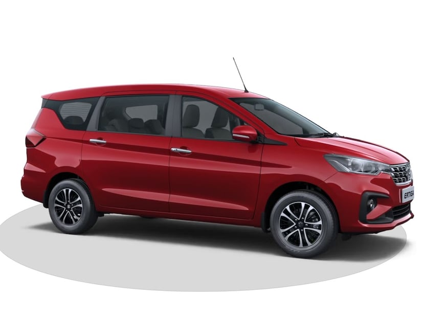 maruti suzuki ertigae जर तुमचं बजेट सहा लाख रुपयांपेक्षा थोडं जास्त असेल आणि तुम्ही आरामदायी 7 सीटर कार खरेदीचा विचार करत असाल तर मारुती सुझुकी अर्टिगा हा चांगला पर्याय आहे. या कारमधून 5 मोठ्या व्यक्ती आणि दोन लहान मुलं सहज प्रवास करू शकतात. 