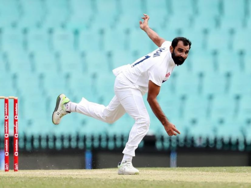 अजित आगरकरवर टीका करताना शमीने मैदानातही धमाका केला. बंगालकडून रणजी ट्रॉफीमध्ये खेळत असताना शमीने पहिल्या दोन सामन्यांमध्ये 15 विकेट घेतल्या. या कामगिरीनंतरही त्याचं टीम इंडियात कमबॅक झालं नाही.