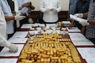 MLAच्या लॉकरमध्ये 40 किलो सोन्याची बिस्किटे, 24 कॅरेट Gold; किंमत 50.33 कोटी
