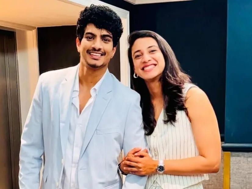 दरम्यान, स्मृती मानधना संगीत दिग्दर्शक आणि निर्माता पलाश मुच्छल याच्यासोबत लवकरच लग्नबंधनात अडकणार असल्याच्या जोरदार चर्चा आहेत. त्यांचा विवाहसोहळा सांगलीतच पार पडणार असल्याचेही बोलले जात आहे. त्यामुळे चाहत्यांना आता स्मृतीच्या लग्नाची आणि तिच्या 'संभा भेळ' पार्टीचीही उत्सुकता लागून राहिली आहे.