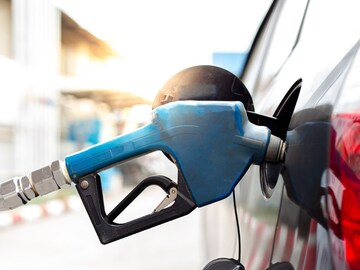 इंधन भरताना कशी केली जाते फसवणूक? पेट्रोल पंपवाल्यानेच सांगितलं सत्य