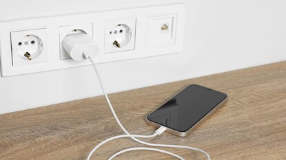 फोन चार्जिंग फोन चार्जिंग