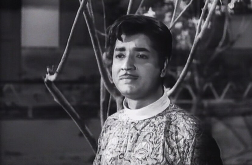 भारतात बॉलीवूड आणि दक्षिण चित्रपटसृष्टीने एकाहून एक सरस कलाकार दिले आहेत. अनेक कलाकारांनी आंतरराष्ट्रीय स्तरावर देखील आपली छाप सोडली आहे. अशाच कलाकारांपैकी एक म्हणजे प्रेम नजीर.