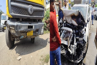 Toyota ची टँकसारखी 'मिनी फॉर्च्युनर' डंपरला धडकली, इंजन फुटलं, आग लागली; पण सगळे