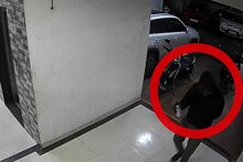 पुणेकरांनो तुमचा CCTV पण सेफ नाही, घरफोडीआधी दरोडेखोरांची नवी ट्रिक, Video पाहून पोलीसही हैराण!