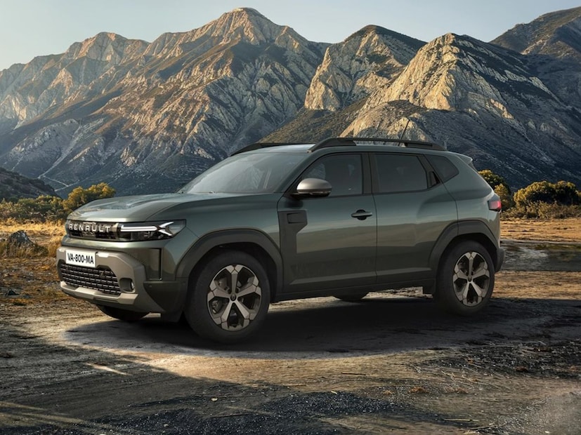 नवीन Renault Duster भारतात पूर्णपणे लोकलाईज्ड CMF-B प्लॅटफॉर्मवर बनवणार आहे, जो रेनॉच्या युरोपियन गाड्यांमध्ये देखील वापरला जातो. याचे उत्पादन चेन्नईजवळील ओरगदम प्लांटमध्ये होईल. या SUV च्या इंटीरियरमध्ये ड्रायव्हर-केंद्रित डिझाइन असेल, ज्यात 10.1-इंच चा टचस्क्रीन इन्फोटेनमेंट सिस्टम, वायरलेस स्मार्टफोन कनेक्टिव्हिटी, आणि 7-इंच चा डिजिटल इन्स्ट्रुमेंट क्लस्टर दिला जाईल.