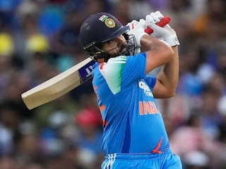 रोहितने ऑस्ट्रेलियात इतिहास घडवला, विजयापेक्षा हिटमॅनच्या वर्ल्ड रेकॉर्डची चर्चा! रोहितने ऑस्ट्रेलियात इतिहास घडवला, विजयापेक्षा हिटमॅनच्या वर्ल्ड रेकॉर्डची चर्चा!